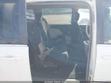 Chrysler Town & Country Touring 2A4RR5DG3BR612892 снимка