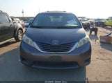Toyota Sienna Le 8 Passenger 5TDKK3DC3FS670415 photo