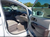 Chrysler Pacifica Touring L 2C4RC1BG7KR592813 снимка