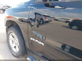 Ram  Big Horn/Lone Star 4X4 5'7 Box 1C6SRFFT2KN826414 fotografie
