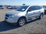 Chevrolet Traverse Ls 1GNLVEED7AS104912 снимка