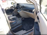 Chrysler Pacifica Limited 2C4RC1GGXJR185527 снимка