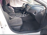 Chevrolet Cruze Ls Auto 1G1BC5SM8H7255102 снимка