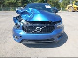 Volvo Xc40 T5 R-Design YV4162UM1M2436861 photo