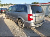 Chrysler Town & Country Touring 2C4RC1BG9FR595640 fotografie