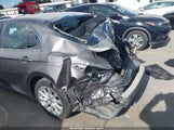 Toyota Camry Le 4T1B11HK3JU582652 fotografie