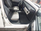 Toyota Corolla Le 2T1BURHE4FC320924 снимка