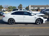 Volkswagen Passat 2.0T R-Line 1VWMA7A37NC005800 снимка