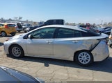 Toyota Prius Le JTDKARFU9L3120581 снимка