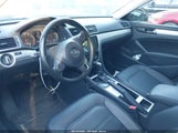 Volkswagen Passat 2.5L Se 1VWBP7A37CC099812 снимка
