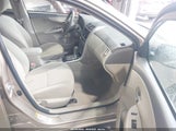 Toyota Corolla Le 2T1BU4EE9AC327870 снимка