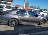 Toyota Camry Se Hybrid 4T1G31AK4MU563722 photo