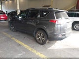 Toyota Rav4 Xle JTMRFREV6JJ193197 снимка