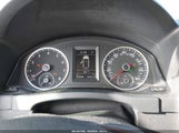 Volkswagen Tiguan S WVGBV7AX4FW542024 photo