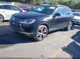 Volkswagen Touareg V6 Wolfsburg Edition WVGRF7BPXHD001410 снимка
