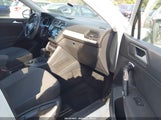 Volkswagen Tiguan 2.0T S 3VV0B7AX7LM124283 fotografie