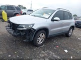 Volkswagen Tiguan S WVGAV7AXXGW606712 photo