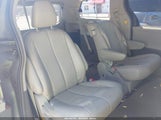 Toyota Sienna Xle V6 8 Passenger 5TDYK3DC6DS364168 fotografie