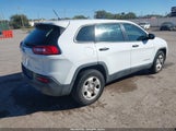 Jeep Cherokee Sport 1C4PJMAB4EW187606 снимка