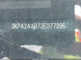 Kia Rio S 3KPA24AB7JE077396 снимка