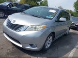 Toyota Sienna Le V6 5TDKK3DC5BS005977 снимка