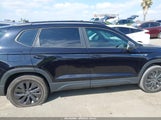 Volkswagen Taos 1.5T S 3VV5X7B22RM003681 photo