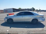 Toyota Camry Le JTDBE32K020042973 снимка