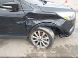 Ford Escape Titanium 1FMCU9J92HUD86049 снимка