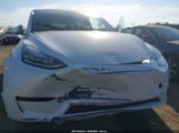 Tesla Model Y Awd/Long Range Dual Motor All-Wheel Drive 7SAYGDEE7PA139211 photo
