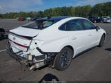 Hyundai Sonata Hybrid Limited KMHL54JJ0PA061085 photo