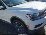 Volkswagen Tiguan 2.0T Se/2.0T Sel 3VV3B7AX2JM016549 fotografie