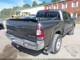 Toyota Tacoma Base V6 3TMLU4EN0FM167350 fotografie