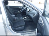 Hyundai Veloster KMHTC6AD2HU305556 photo