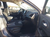 Jeep Cherokee Latitude 1C4PJLCS3EW143135 снимка