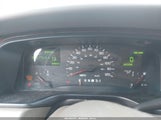 Lincoln Town Car Signature 1LNHM82W6XY698399 fotografie