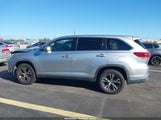 Toyota Highlander Le 5TDZARFH3KS060246 снимка