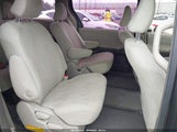 Toyota Sienna Base V6 5TDZK3DC3BS118700 снимка