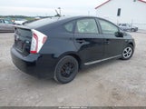 Toyota Prius Two JTDKN3DU9C1510693 fotografie