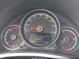 Volkswagen Beetle 2.0T Coast/2.0T S/2.0T Se 3VW5DAAT2JM502786 fotografie