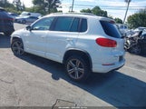 Volkswagen Tiguan 2.0T Sport WVGUV7AX2HK018258 photo