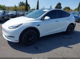 Tesla Model Y Long Range Dual Motor All-Wheel Drive 7SAYGDEE1RA221731 снимка
