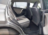 Toyota Rav4 Le JTMZFREVXFD046998 снимка