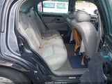 Lincoln Town Car Executive 1LNHM81W9YY789136 снимка