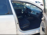 Kia Rio S 3KPA24AD5ME423063 снимка