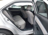 Toyota Corolla Le 5YFBURHE5EP120164 снимка