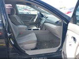 Toyota Camry 4T1BF3EK1BU704492 снимка