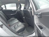 Volvo S60 T6 YV1902FH1D2177080 снимка