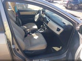 Toyota Corolla Le 2T1BURHE4EC014952 fotografie