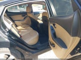Hyundai Elantra Limited (Ulsan Plant) KMHDH4AE1CU355232 fotografie