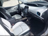 Toyota Prius Xle JTDKAMFU7M3132457 photo